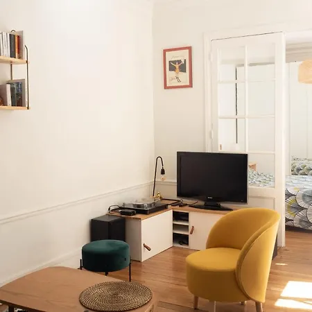 Apartment Lovely And Calm Apt Near The Batignolles Paris