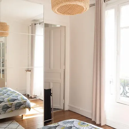 Lovely And Calm Apt Near The Batignolles Apartment